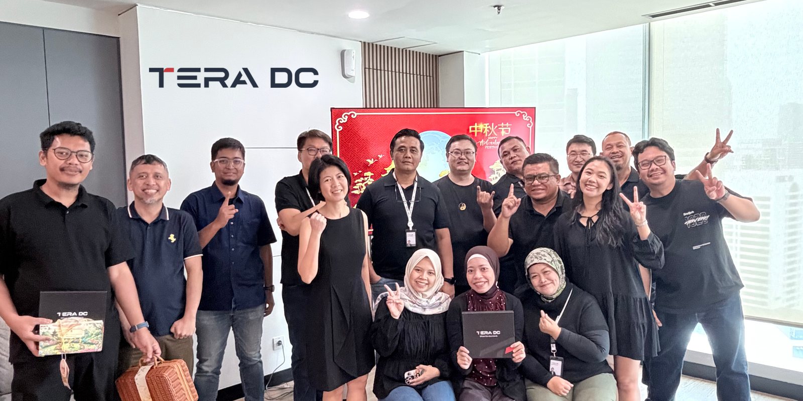 The TERA Data Centers team together at the Mid-Autumn Festival gathering.